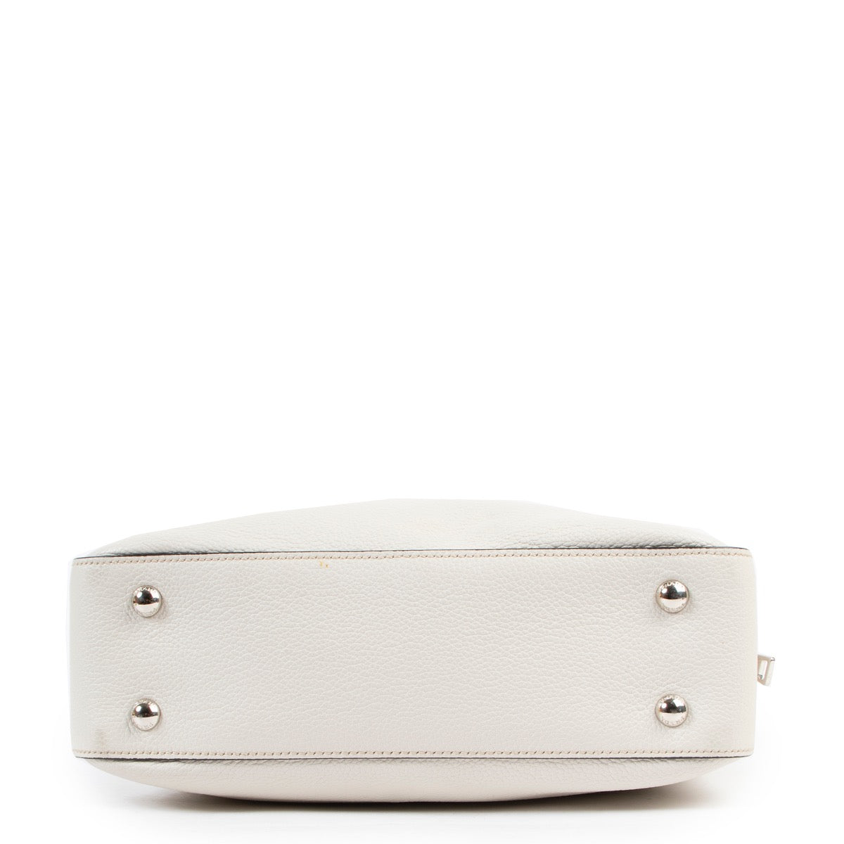 Prada White Leather Chain Top handle in good condition on Labellov vintage luxury site with good price