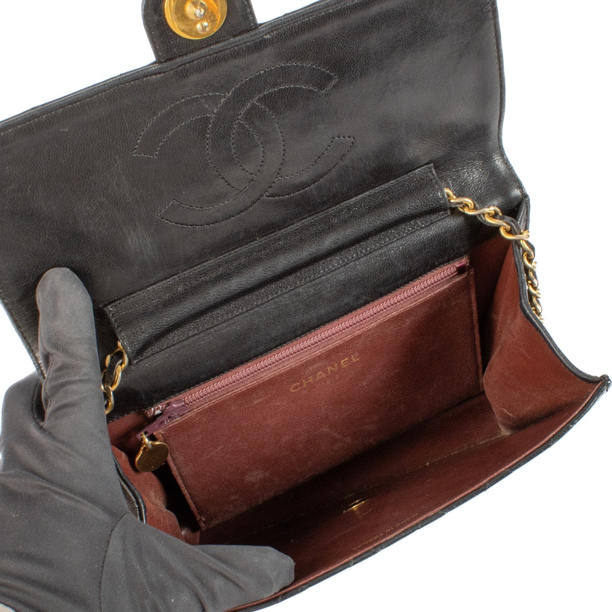 shop 100% authentic second hand Chanel Vintage Black Lambskin Chain Flap Bag on Labellov.com