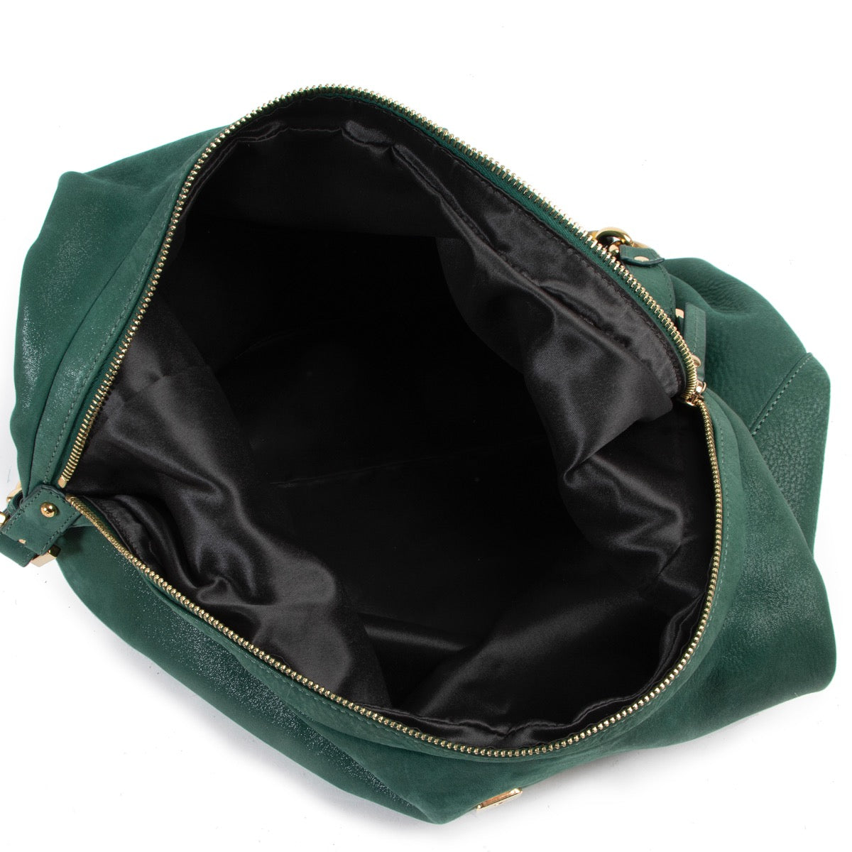 Shop online authentic second hand Fendi Green Leather Shoulder Bag at the right price.
