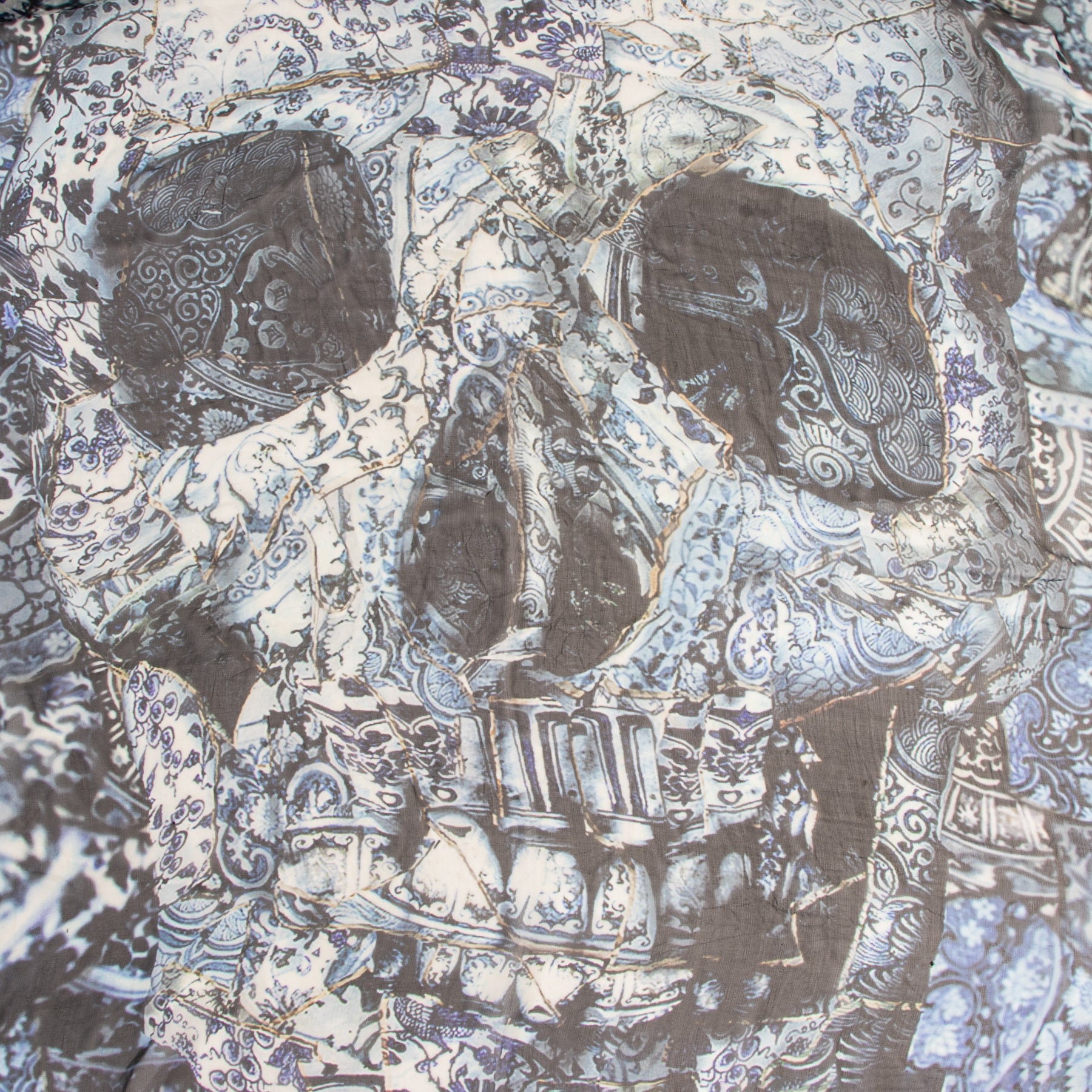 Are you looking for an authentic designer Alexander McQueen Blue Printed Scarf