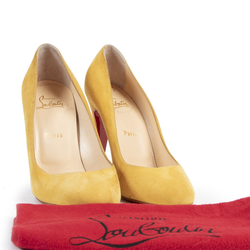 Authentic secondhand Louboutin Suede Ochre Breche Pumps - Size 39 designer shoes luxury vintage webshop fashion safe secure online shopping high end brands