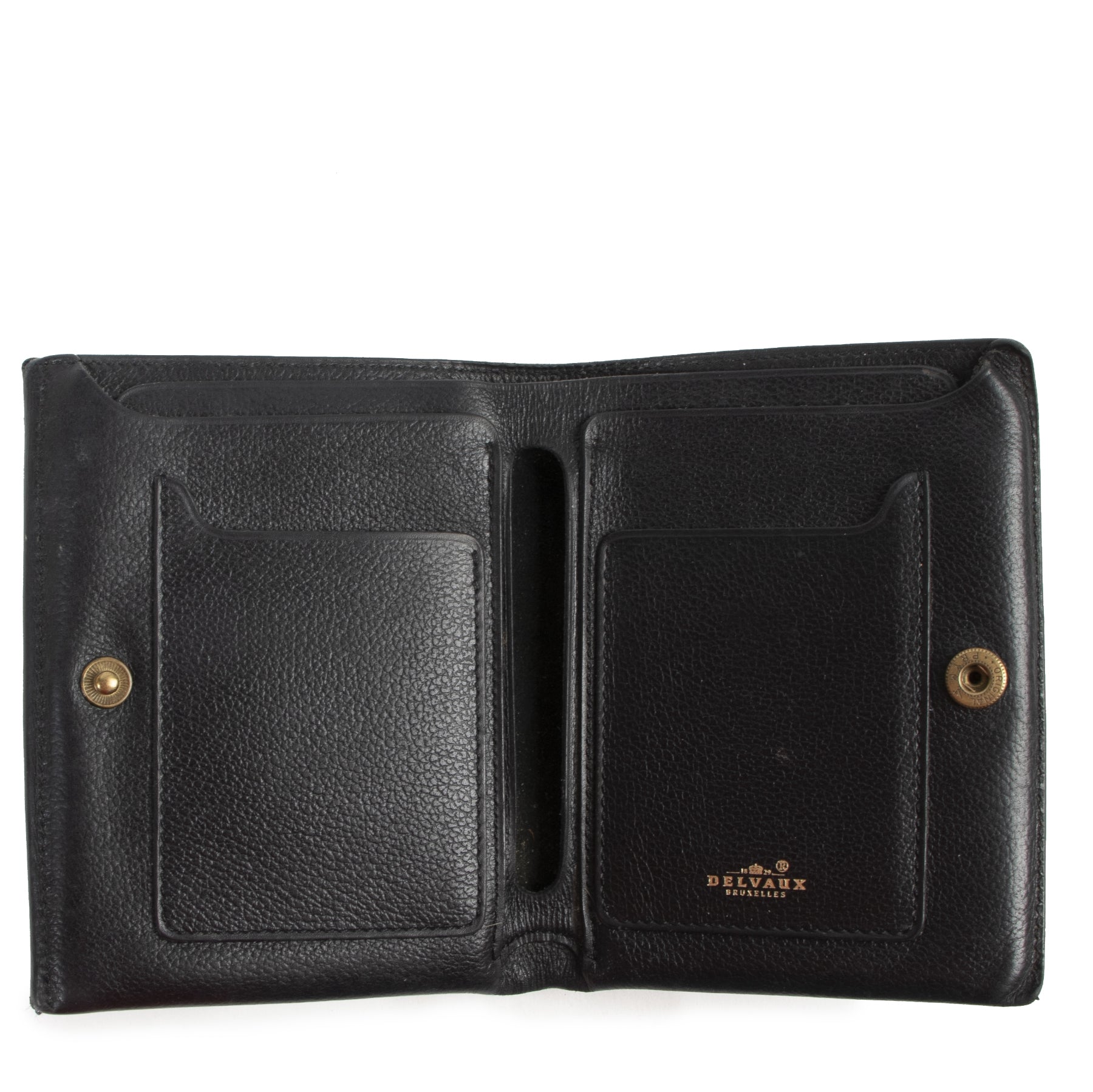 Buy this authentic second-hand vintage Delvaux Black Leather Wallet at online webshop LabelLOV. Safe and secure shopping. Koop deze authentieke tweedehands vintageDelvaux Black Leather Wallet bij online webshop LabelLOV.