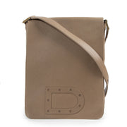 Authentieke Tweedehands Delvaux Louise Baudrier Camel PM Bag juiste prijs veilig online shoppen luxe merken webshop winkelen Antwerpen België mode fashion
