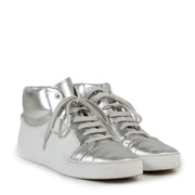 Online kopen van authentieke Chanel White Silver High Top Sneakers in maat 38 voor de juiste prijs.