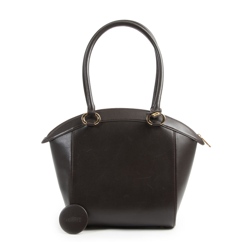 We buy and sell your authentic designer bags online for the best price at Labellov secondhand luxury in Antwerp