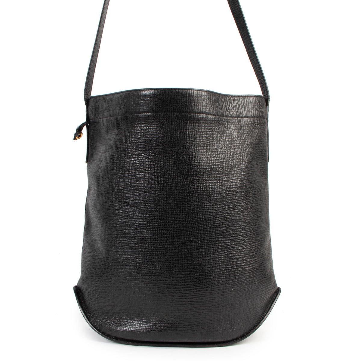 Shop safe online at Labellov in Antwerp this 100% authentic second hand Delvaux Black Le Pin Crossbody Bag