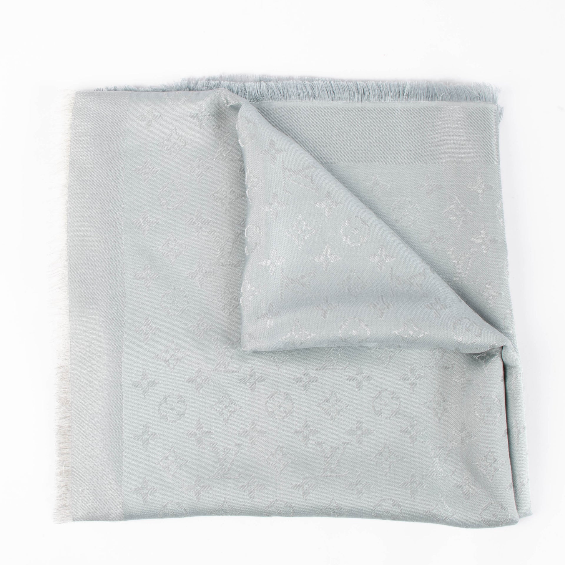 Shop authentic Louis Vuitton Monogram Shine Shawl on Labellov.com.