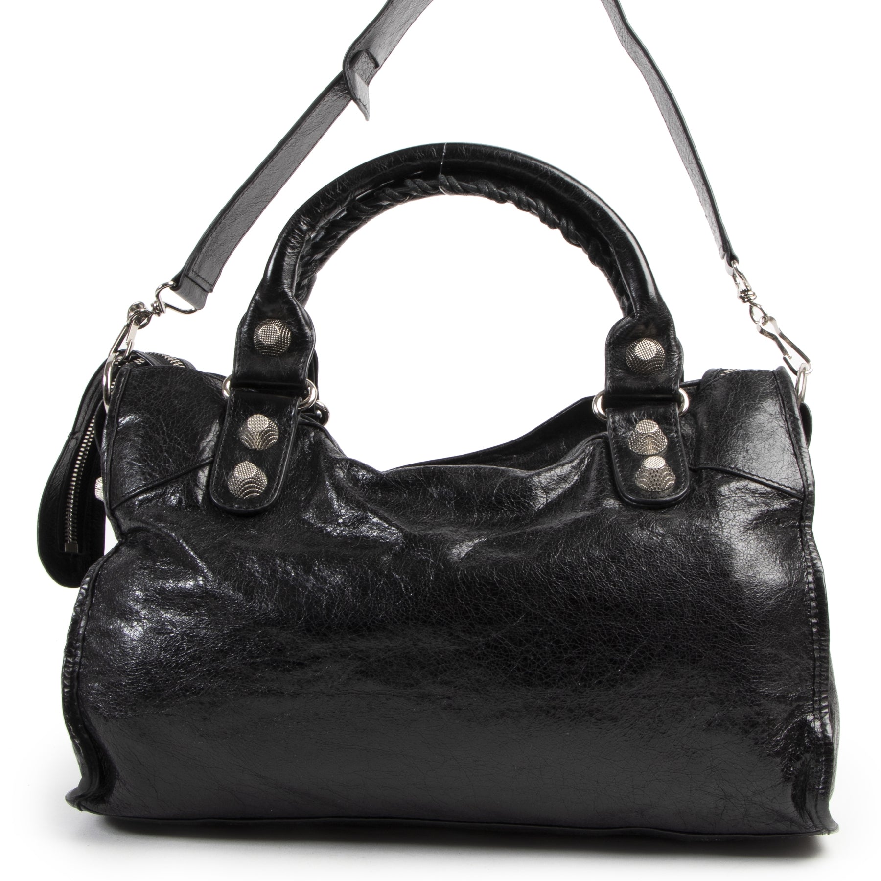 We buy and sell your authentic designer bags for the best price at Labellov vintage
