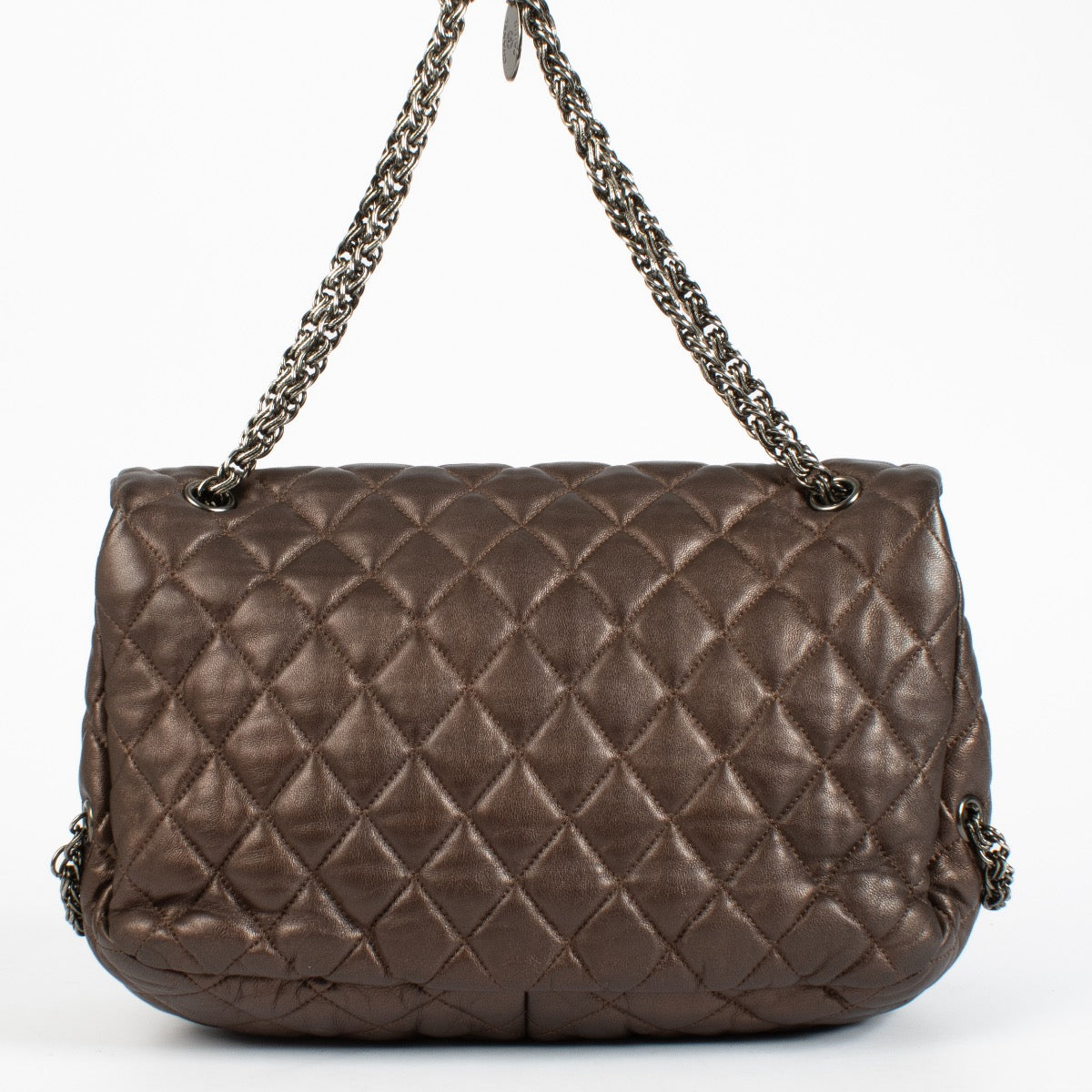 Authentic second-had Chanel Metallic Moscow Large Flap Bag on labellov.com