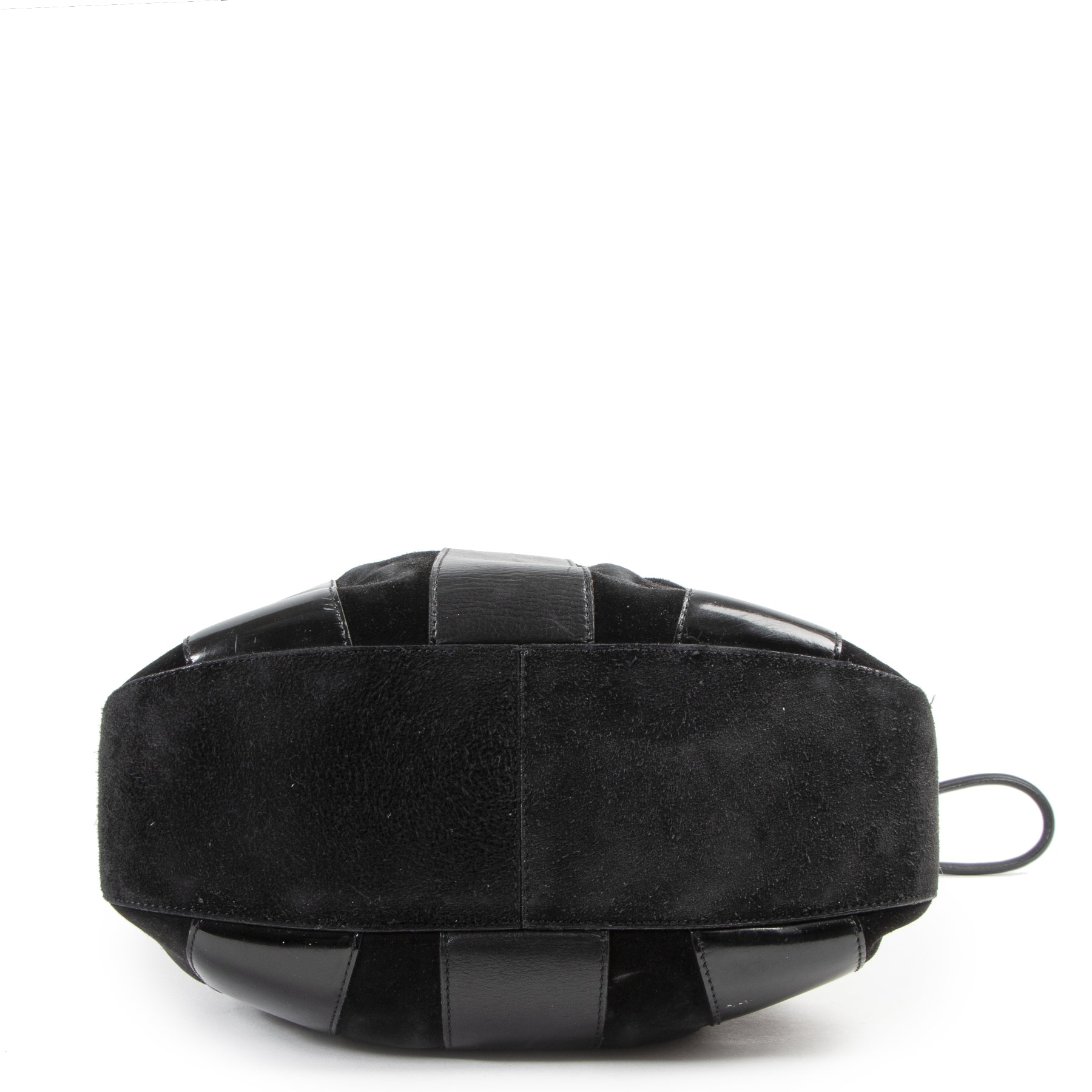 We buy and sell your authentic designer bags online at Labellov