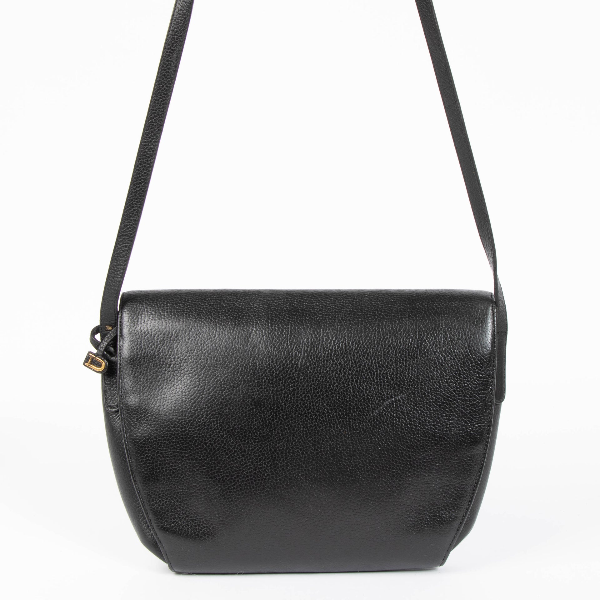 Shop this authentic delvaux black vintage Crossbody pre-loved on Labellov.com