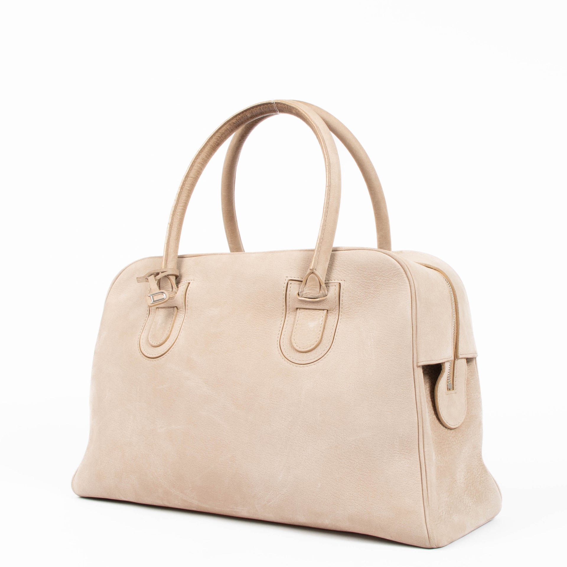 Shop this authentic delvaux beige Nubuck Top handle pre-loved on Labellov.com