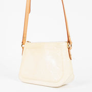 Shop this authentic louis vuitton beige Monogram Vernis Crossbody pre-loved on Labellov.com