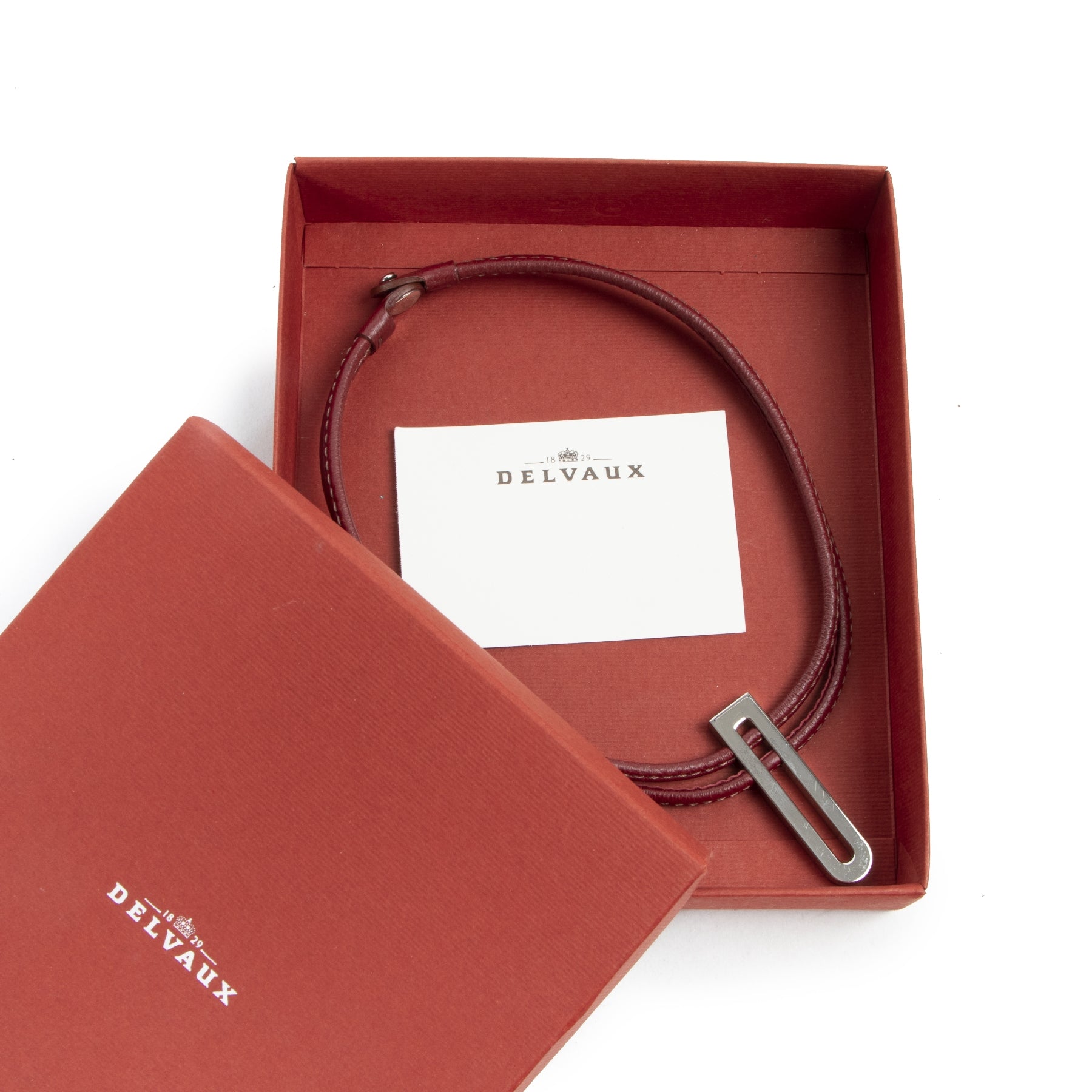 Delvaux Red Leather Necklace pour le meilleur prix