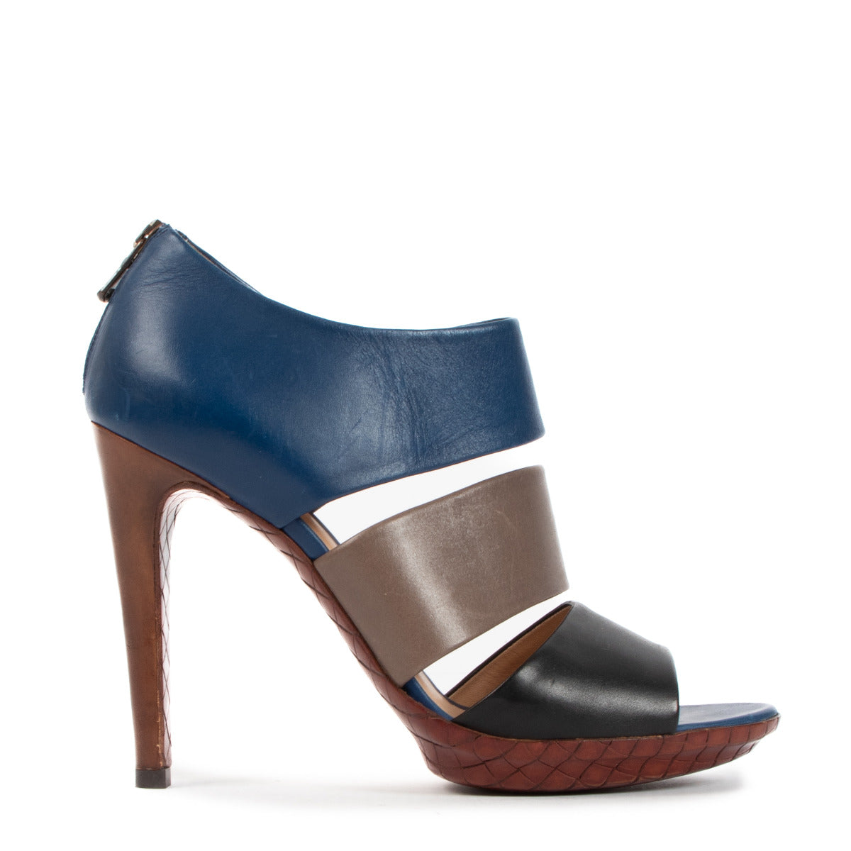 Bottega Veneta Tricolor Leather Open Toe Cut Heels - Size 38 for the best price at Labellov secondhand luxury in Antwerp