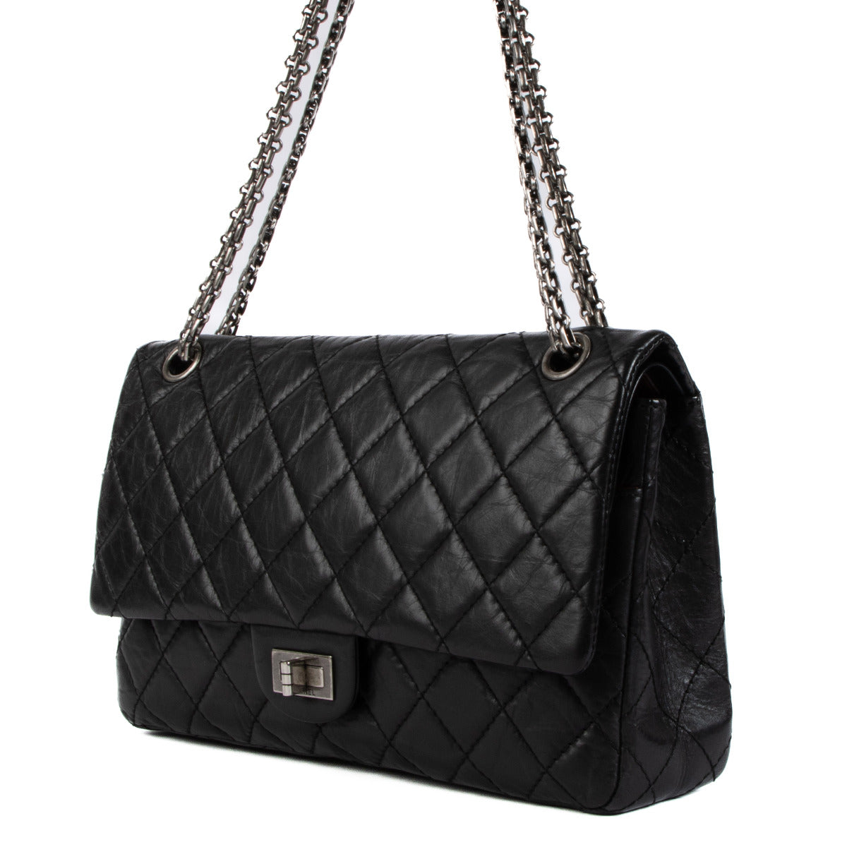 Chanel Black Aged Calfskin Medium 2.55 Bag aan de beste prijs bij labellov tweedehands luxe in Antwerpen.