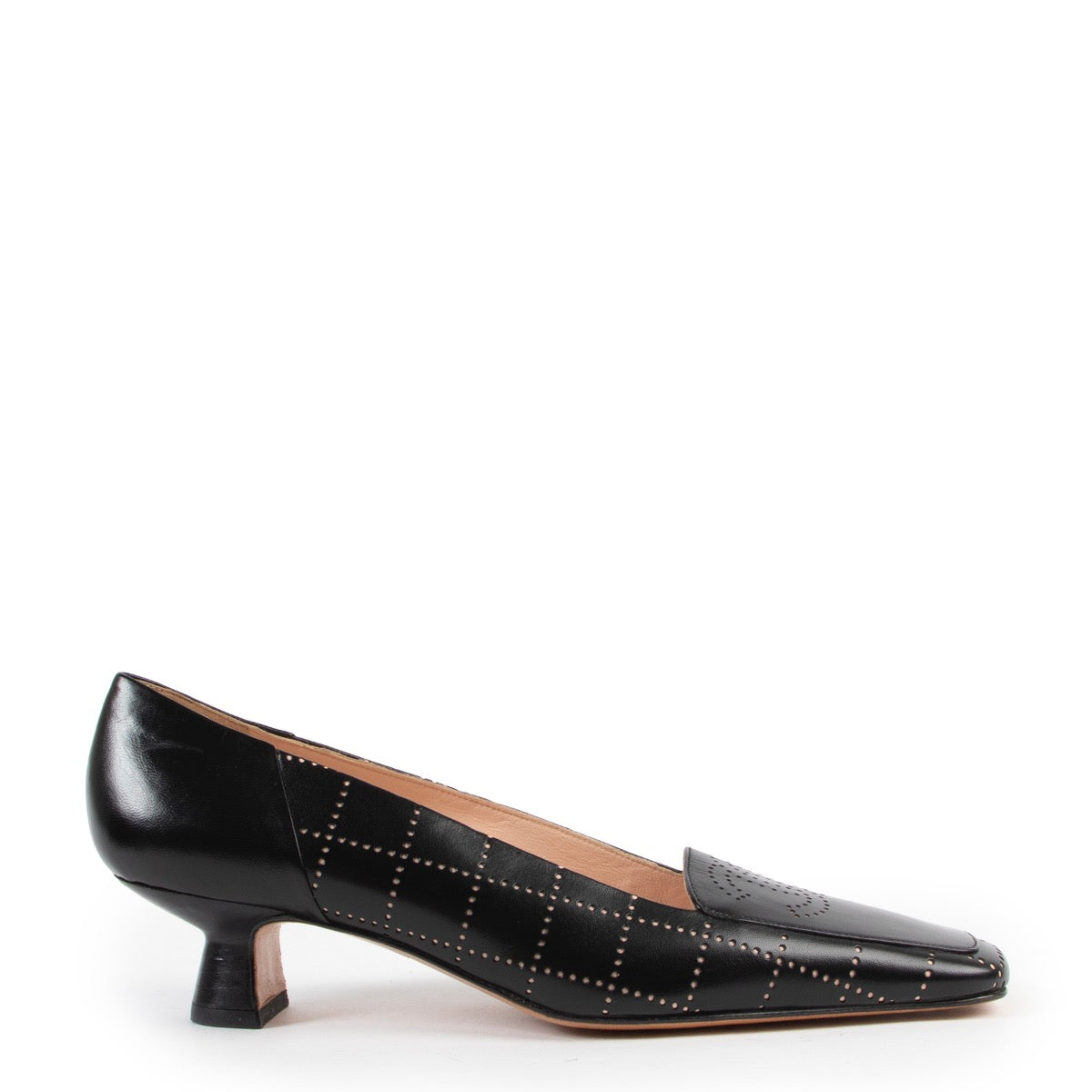Chanel Black Pumps Size 38,5 100% Authentic, buy here safely!