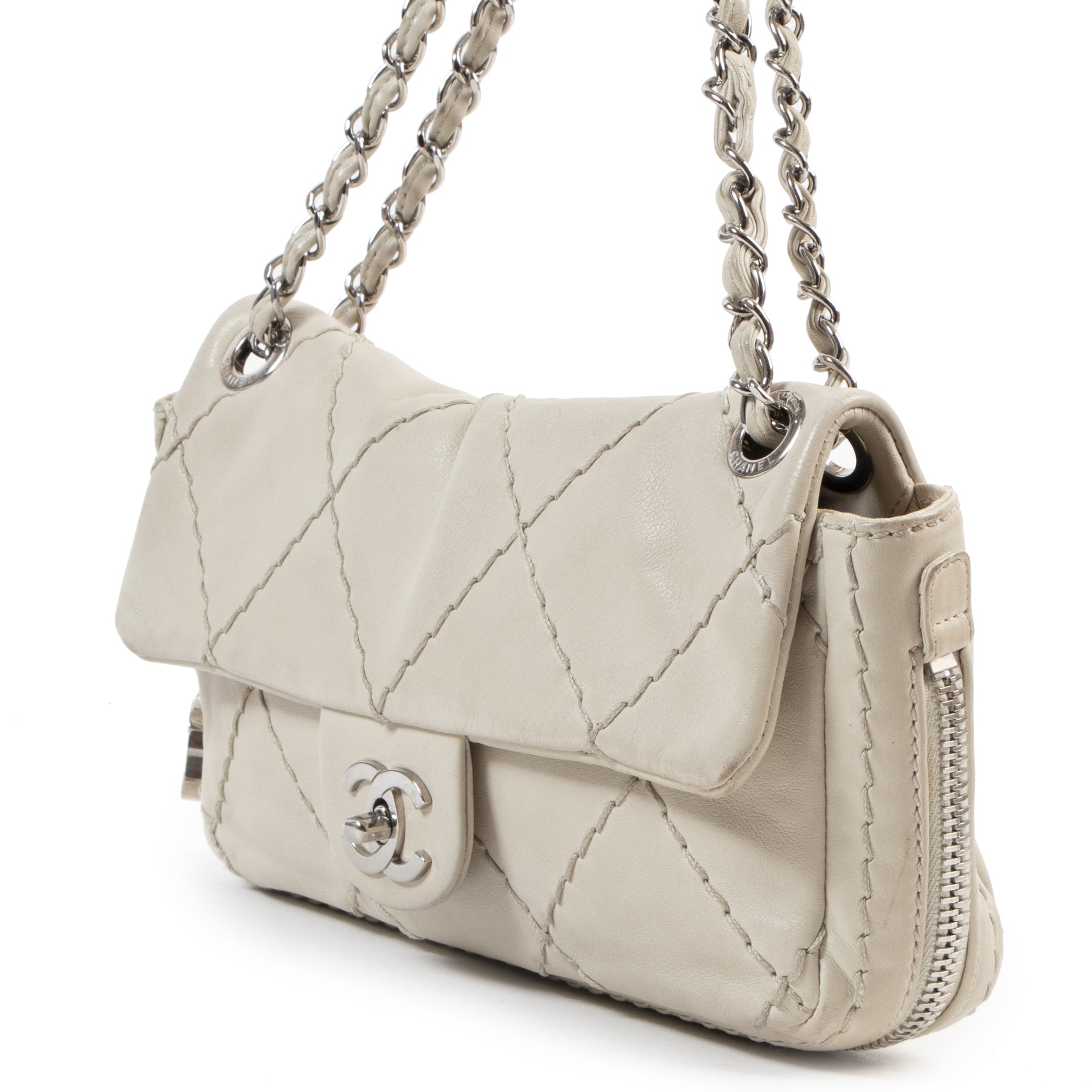 acheter en ligne seconde main Chanel Ivory Quilted Leather Flap Bag PHW
