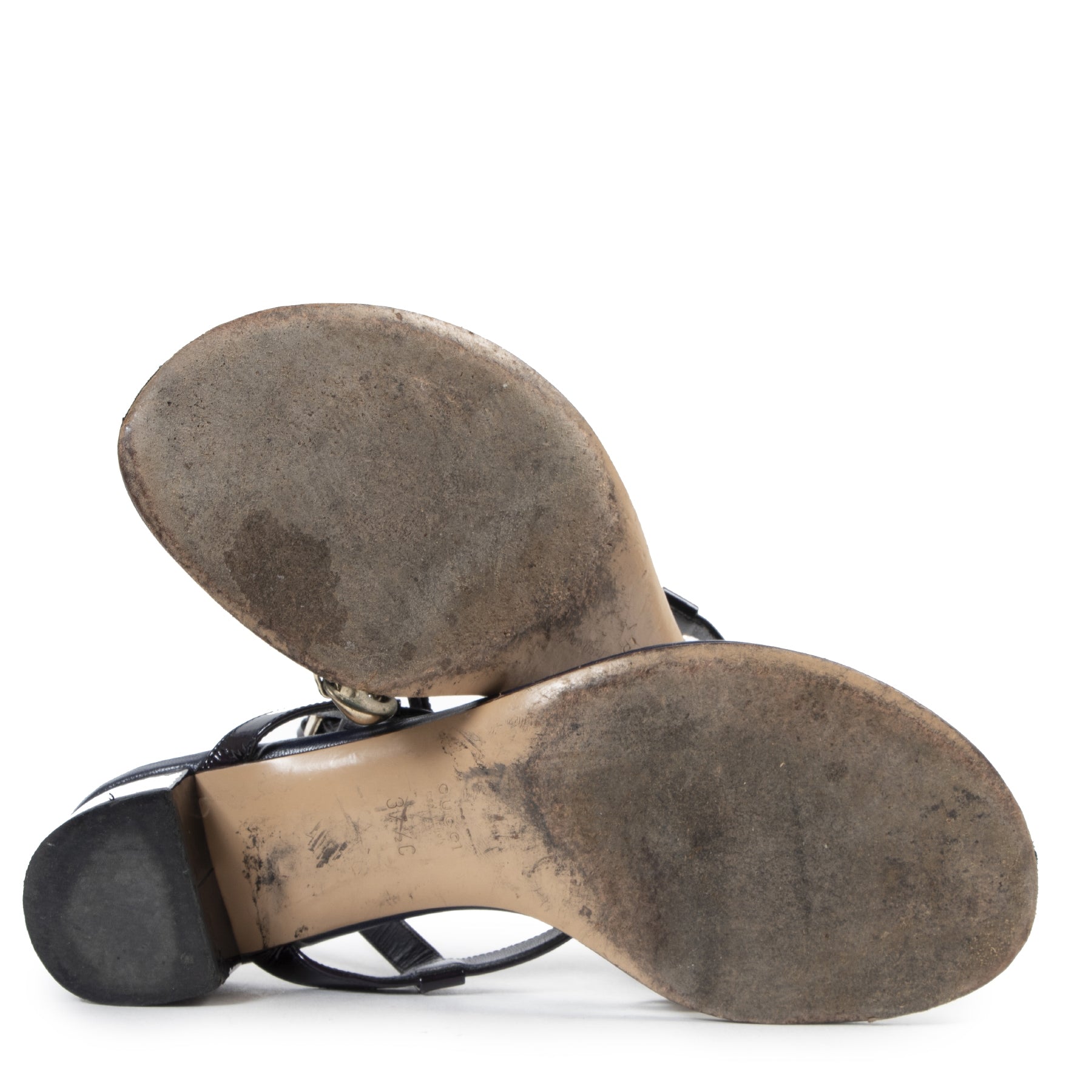 Buy preloved Gucci vintage shoes at LabelLOV Antwerp.