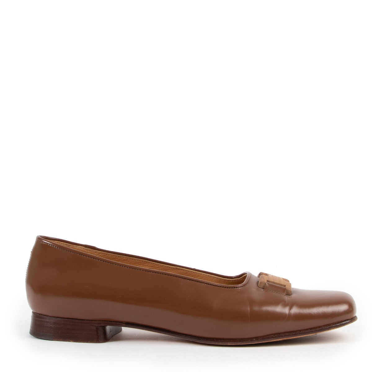 Hermès Cognac Flats Buy these Hermès shoes here safely! 100% authentic