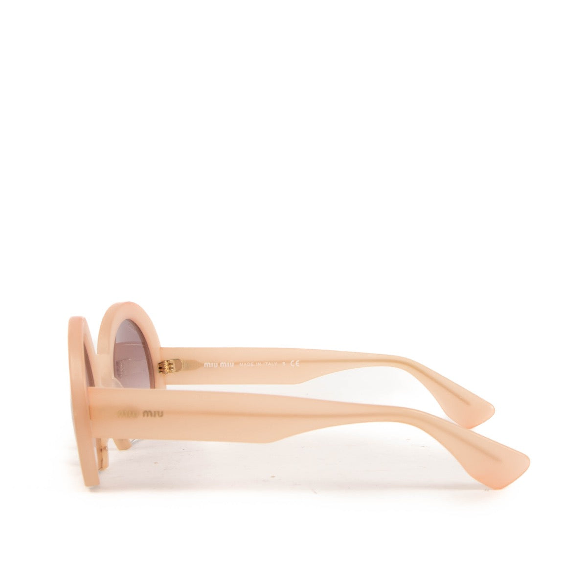 Shop safe online at Labellov in Antwerp, Brussels and Knokke these 100% authentic second hand Miu Miu Matt Pink Acetate Sunglasses