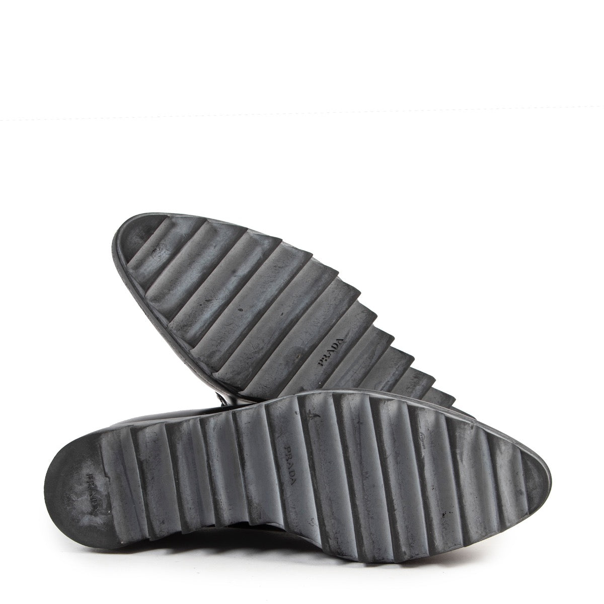 Chaussures Derby Prada noires et blanches - taille 36,5
