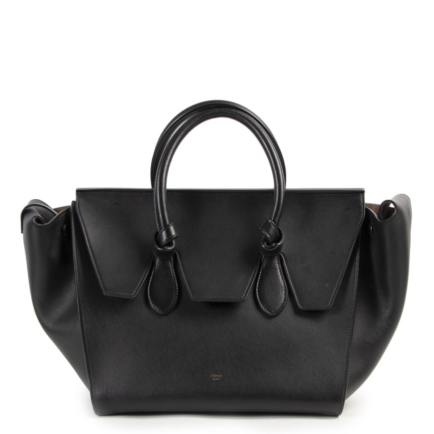 Celine Tie Knot Medium Black Leather Tote pour le meilleur prix chez Labellov à Anvers Belgique