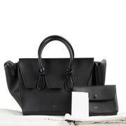 Celine Tie Knot Medium Black Leather Tote kopen en verkopen aan de beste prijs bij Labellov tweedehands luxe