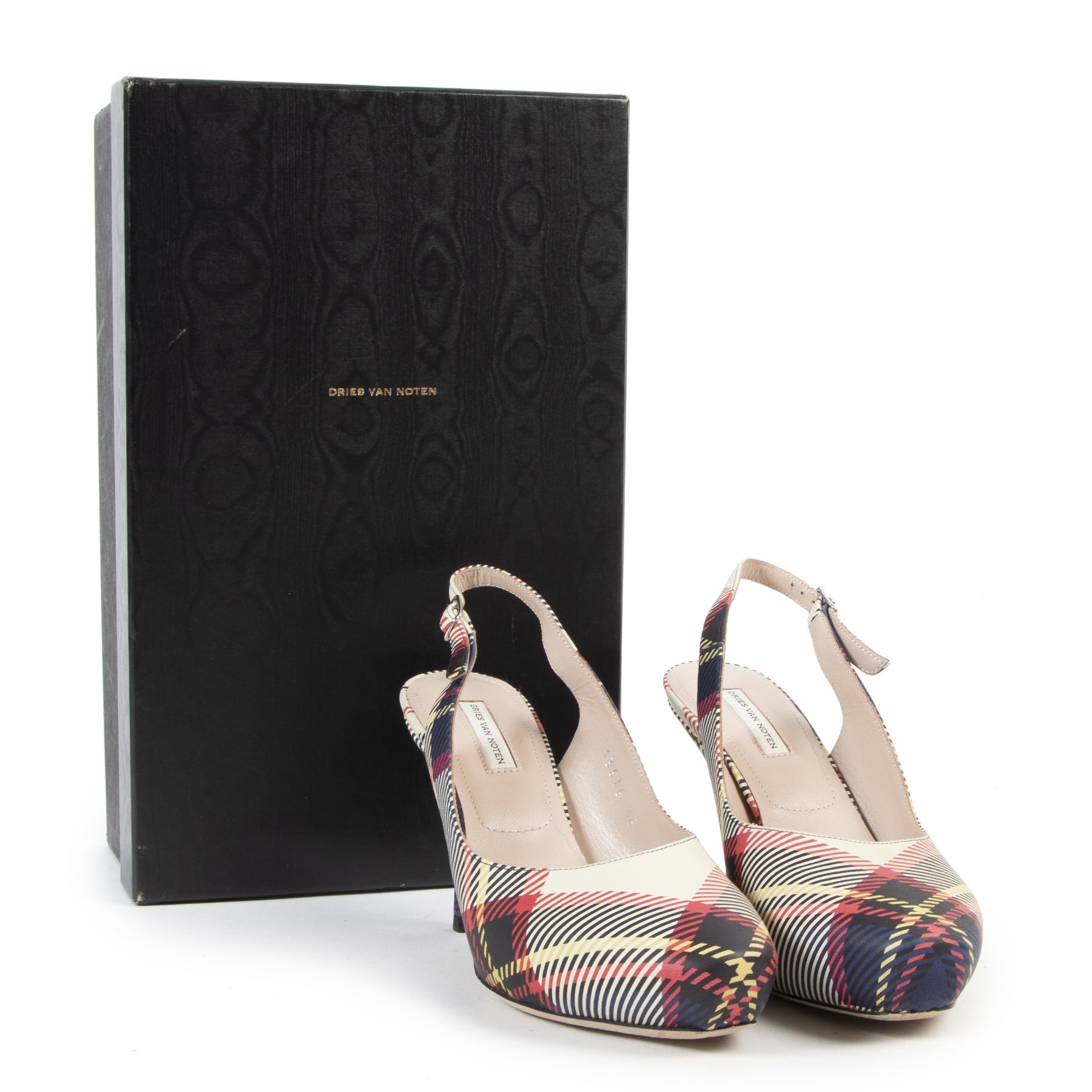 Buy preloved Dries Van Noten shoes at LabelLOV Antwerp