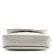 Delvaux White Leather Shoulder Bag. Authentieke tweedehands vintage Delvaux handtassen bij LabelLOV Antwerpen. Authentique seconde-main luxury vintage en ligne webshop LabelLOV. Authentic preloved vintage Delvaux handbags at LabelLOV Antwerp.