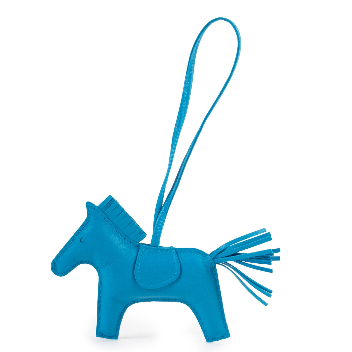 Achetez en ligne second main ce bag charm Hermès blue Zanzibar chez Labellov.com.