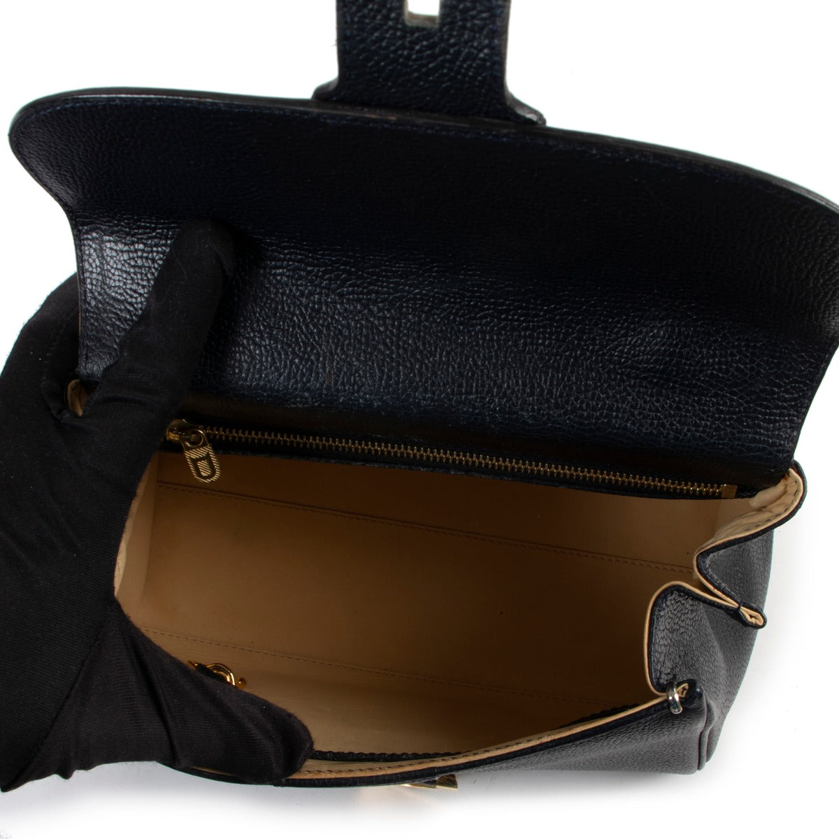 Delvaux Blue Brillant PM GHW at Labellov online or in store available for a reasonable price and in good condition. Get them now!