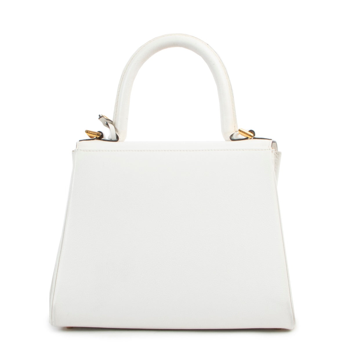 Delvaux White Leather Brillant PM at Labellov online or in store available for a reasonable price and in good condition. Get them now!