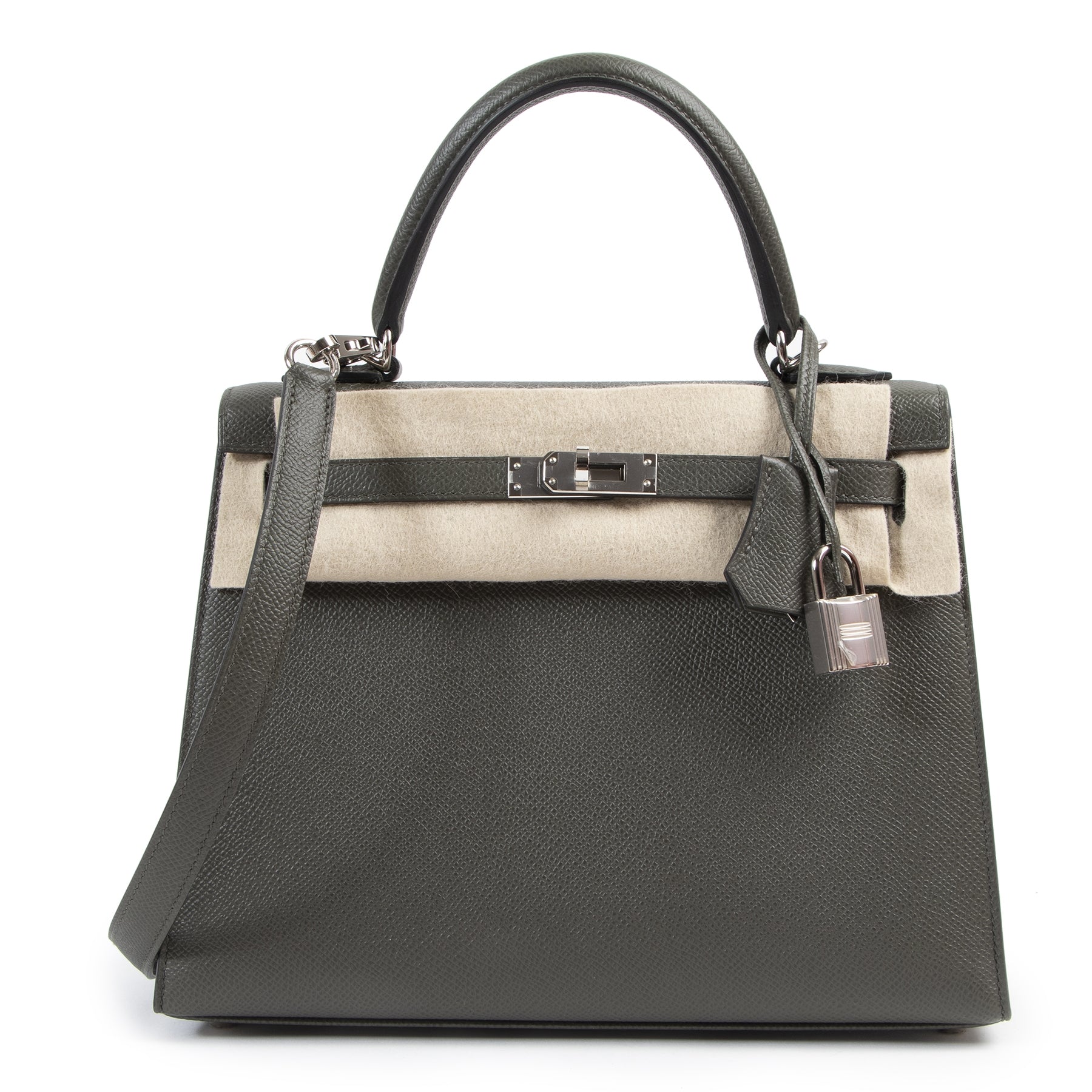 Koop en verkoop uw authentieke designer handtas aan de beste prijs bij Labellov tweedehands Hermès Kelly 25 Epsom Veau Vert de Gris PHW
