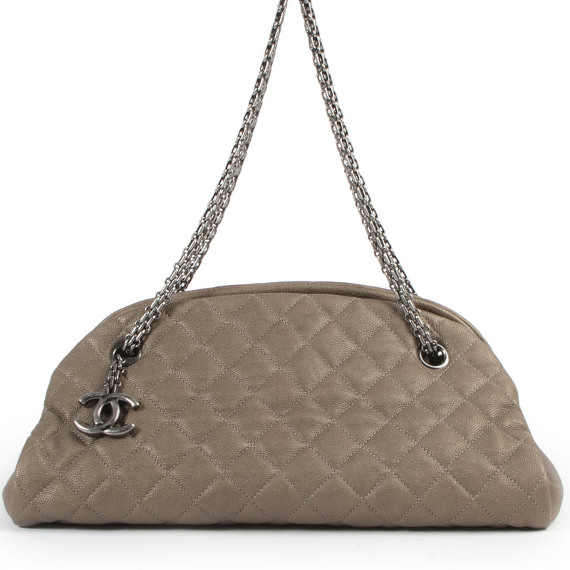 Authentieke Tweedehands Chanel Taupe Leather Mademoiselle Bag juiste prijs veilig online shoppen luxe merken webshop winkelen Antwerpen België mode fashion