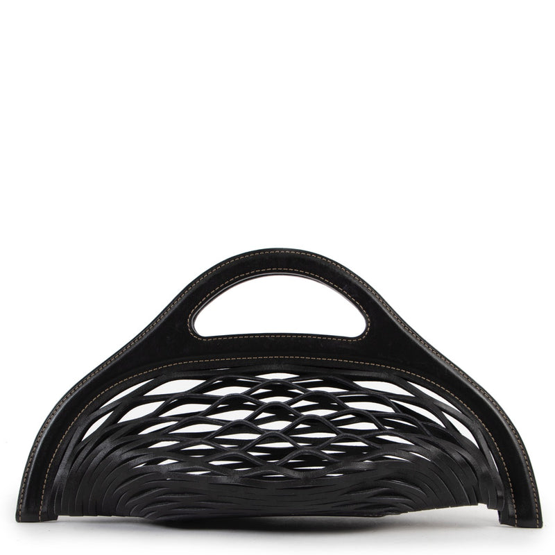 Shop safe online 100% authentic second hand Delvaux Black Limited Edition Kaisin Basket in very good, excellent condition at the right price at Labellov in Antwerp.
