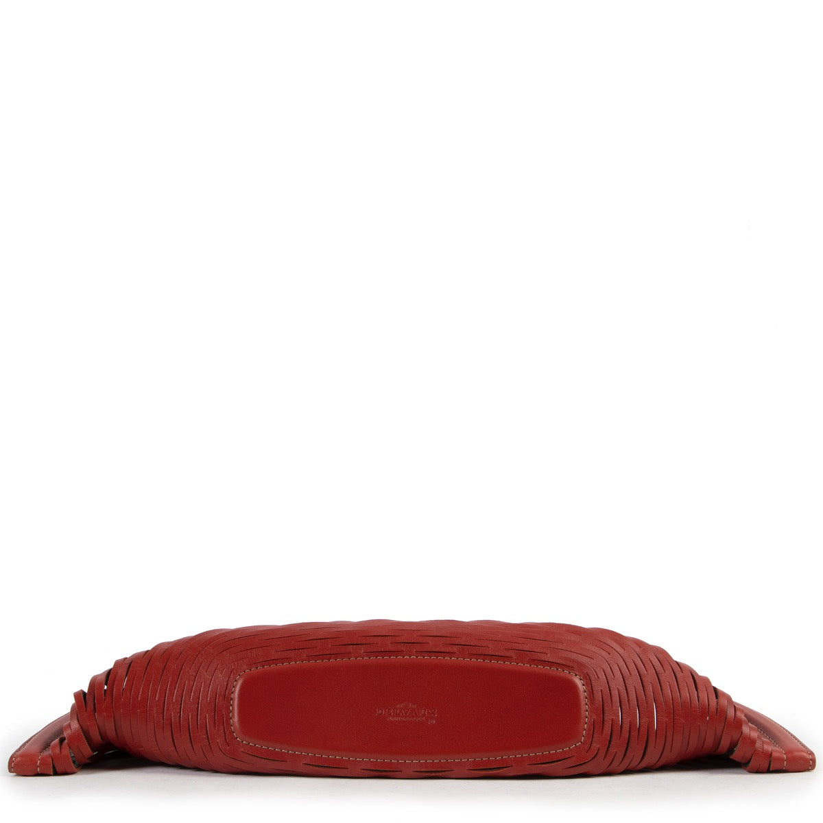 Shop safe online 100% authentic second hand Delvaux Red Limited Edition Kaisin Basket Bag in very good, excellent condition at the right price at Labellov in Antwerp.