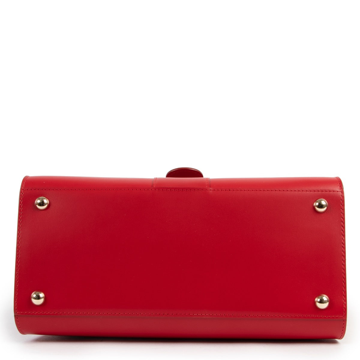 Shop safe online 100% authentic second hand Delvaux Lipstick Red Boxcalf MM Brillant in as new, excellent condition at the right price. at Labellov in Antwerp.