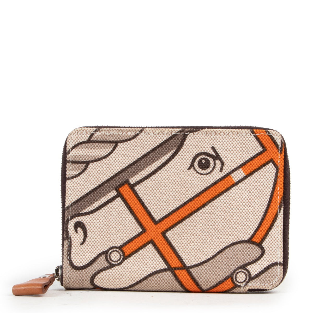 Buy and sell your authentic designer accessoires such as this Hermès Quadrige Steeple Wallet Toile H Gris Tourterelle only at Labellov online or in store.