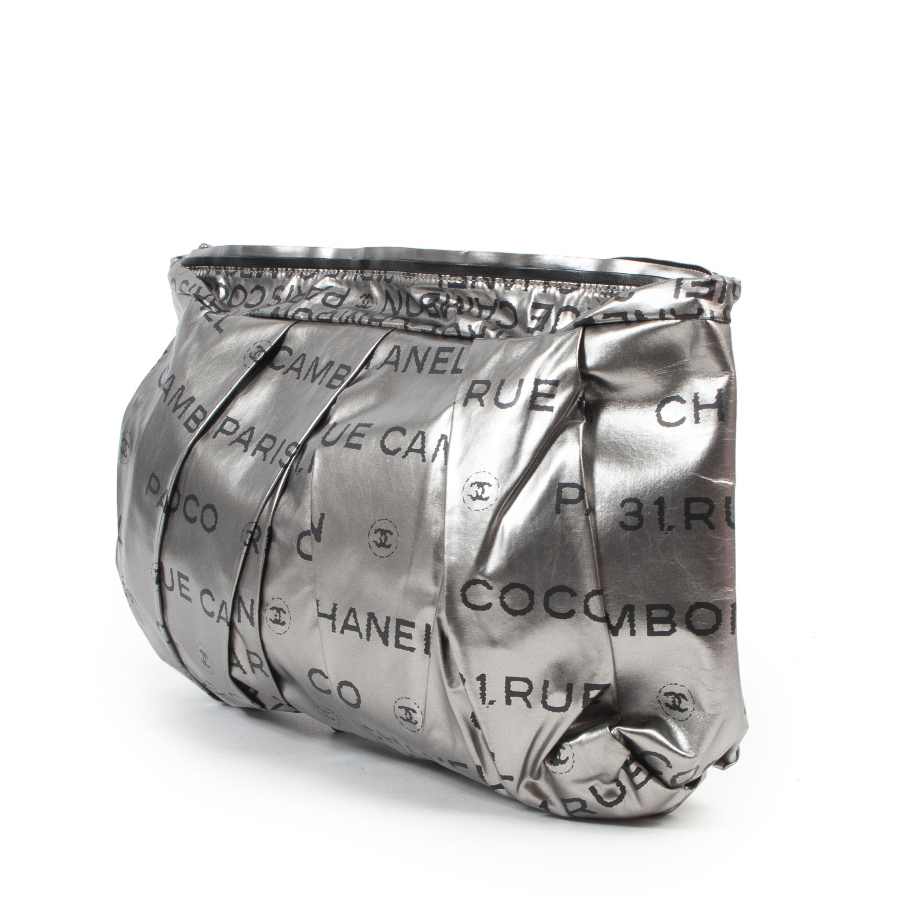 Chanel Metallic Clutch bij LabelLOV