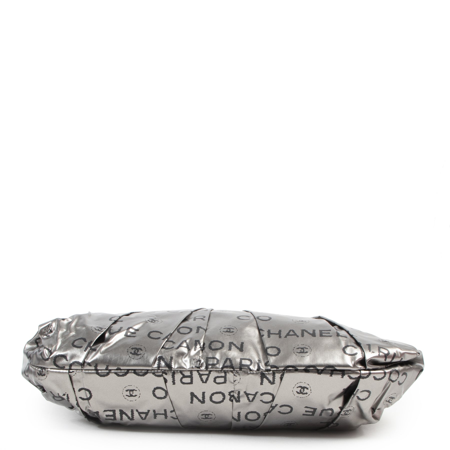 Metallic colored Chanel Clutch, juiste prijs veilig online winkelen LabelLov webshop