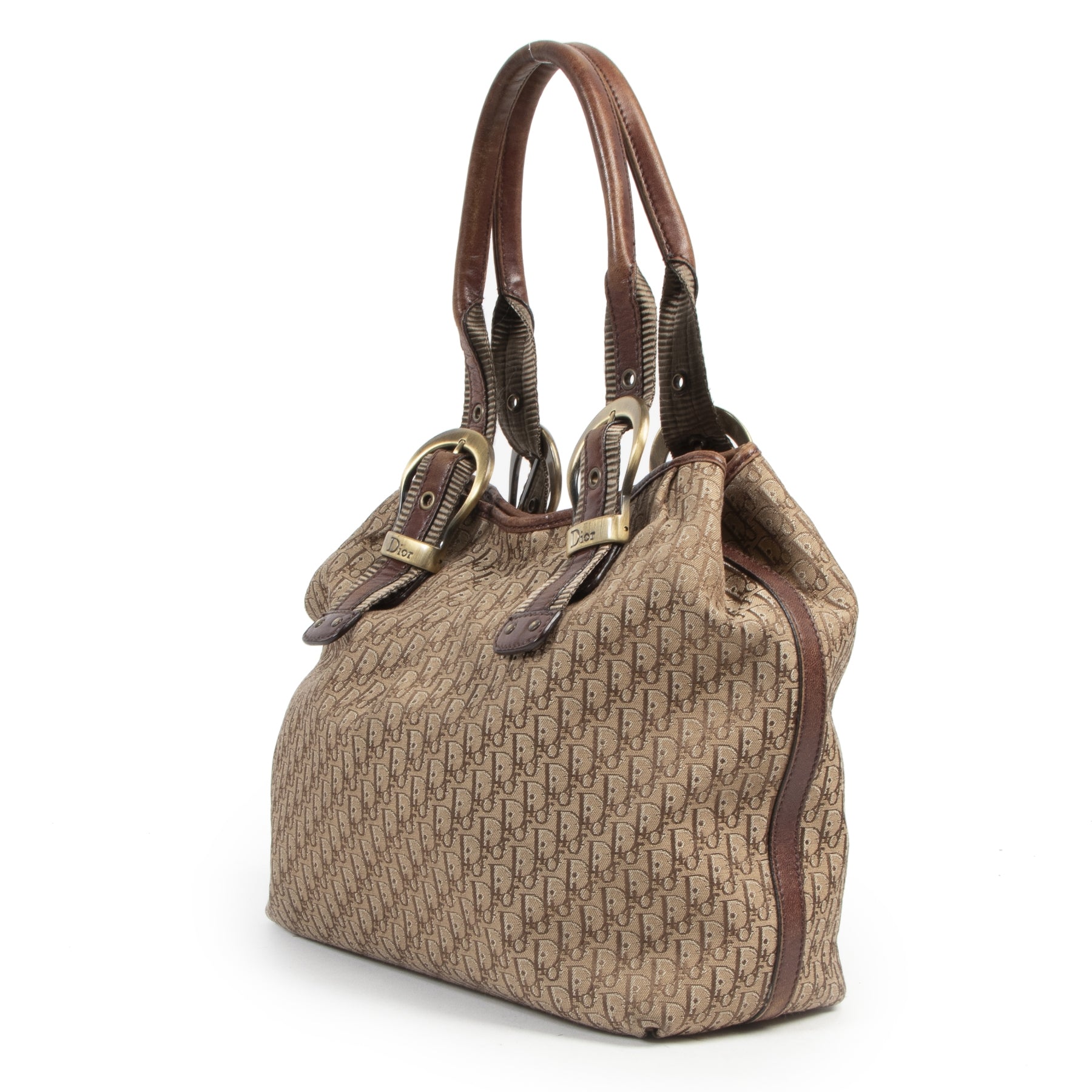 Dior Brown Oblique Shoulder Bag. Authentieke tweedehands vintage Dior handtassen bij LabelLOV Antwerpen. Authentique seconde-main luxury vintage en ligne webshop LabelLOV. Authentic preloved Dior vintage handbags at LabelLOV Antwerp.