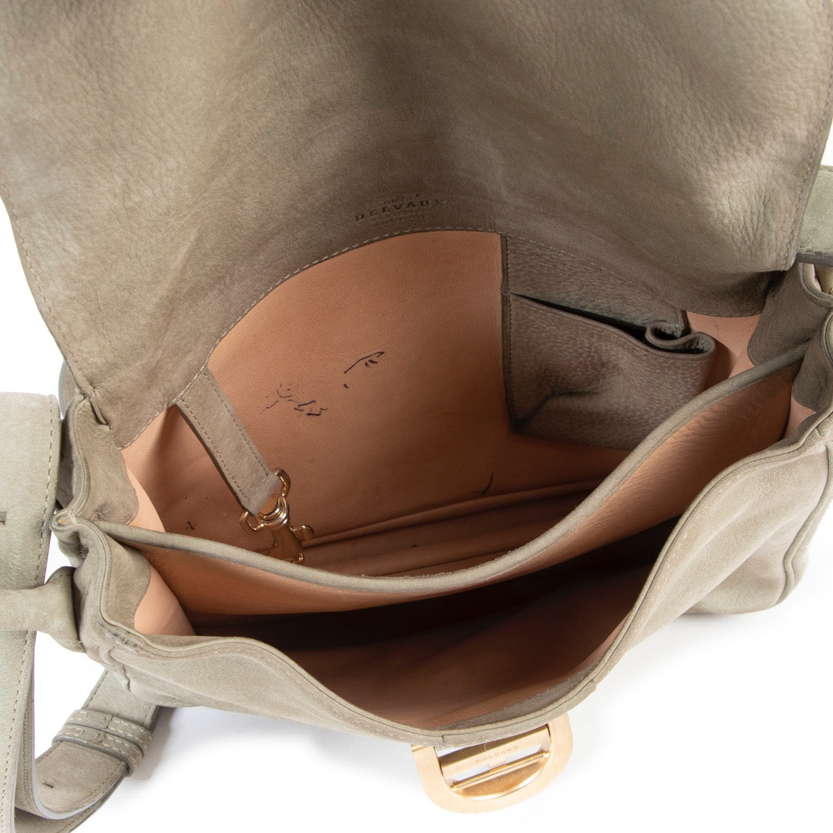 Shop safe online authentic second hand Delvaux Green Crossbody Bag Delvaux Green Crossbody Bag. Buy online vintage Delvaux Green Crossbody Bag in a safe way. Shop Delvaux Green Crossbody Bag in a safe way online.