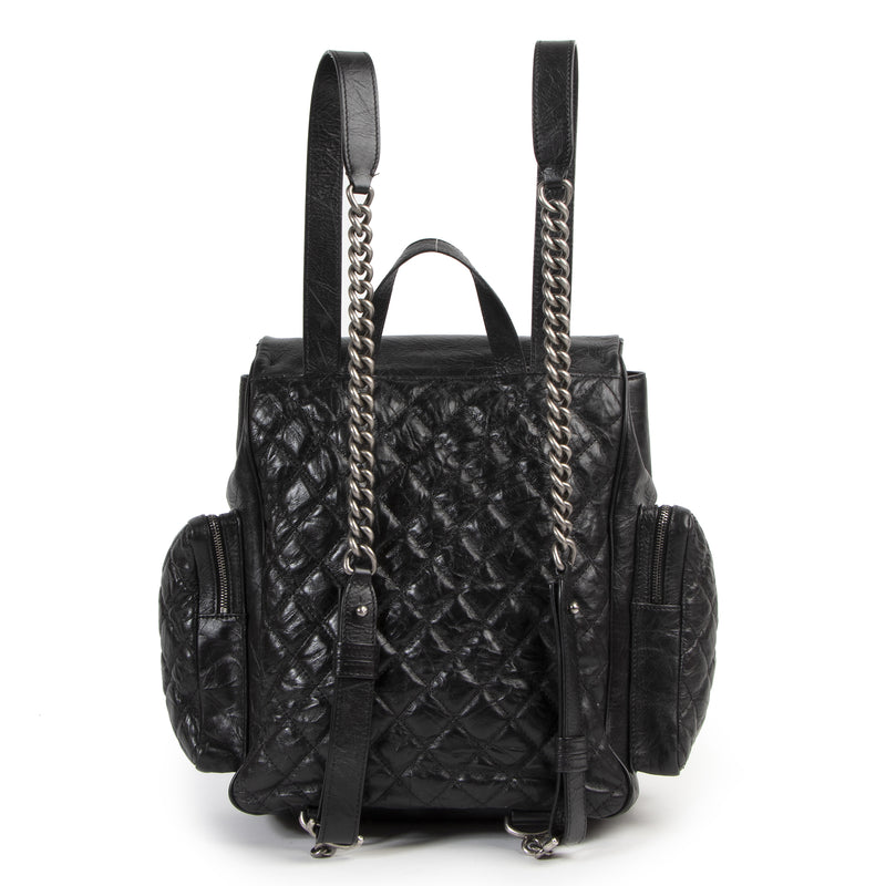 Authentieke Tweedehands Chanel Black Aged Quilted Lambskin Leather 'Casual Rock' Backpack juiste prijs veilig online shoppen luxe merken webshop winkelen Antwerpen België mode fashion