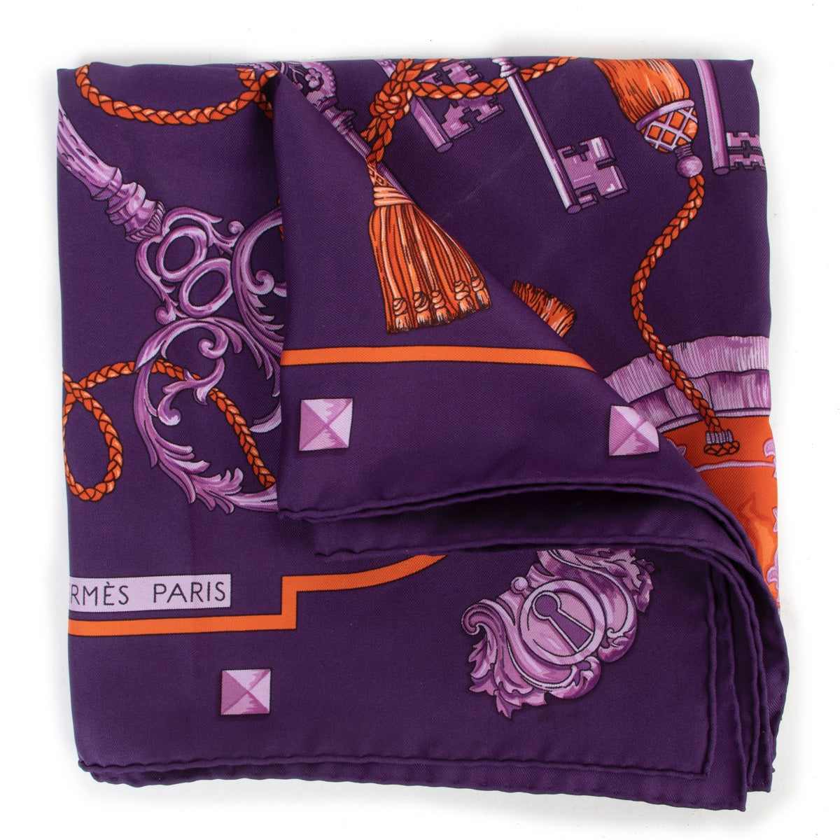 Shop safe online 100% authentic second hand Hermès Purple Scarf in very good condition at Labellov in Antwerp.