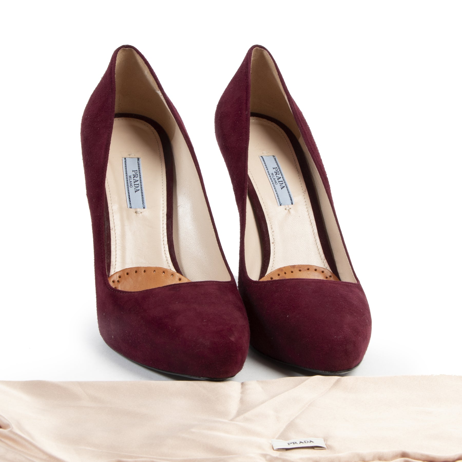 Prada Bordeaux Suede Gold Heels Pumps te koop
