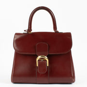 Shop safe online at Labellov in Antwerp, Brussels and Knokke this 100% authentic second hand Delvaux Burgundy MM Brillant