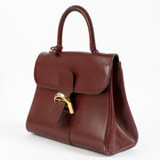 Shop safe online at Labellov in Antwerp, Brussels and Knokke this 100% authentic second hand Delvaux Burgundy MM Brillant