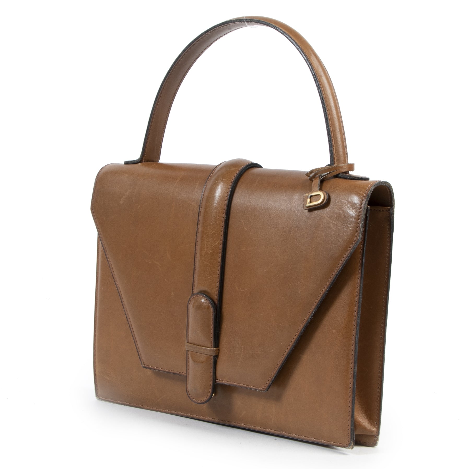 Buy authentic second hand Delvaux handbags with right price at LabelLOV.