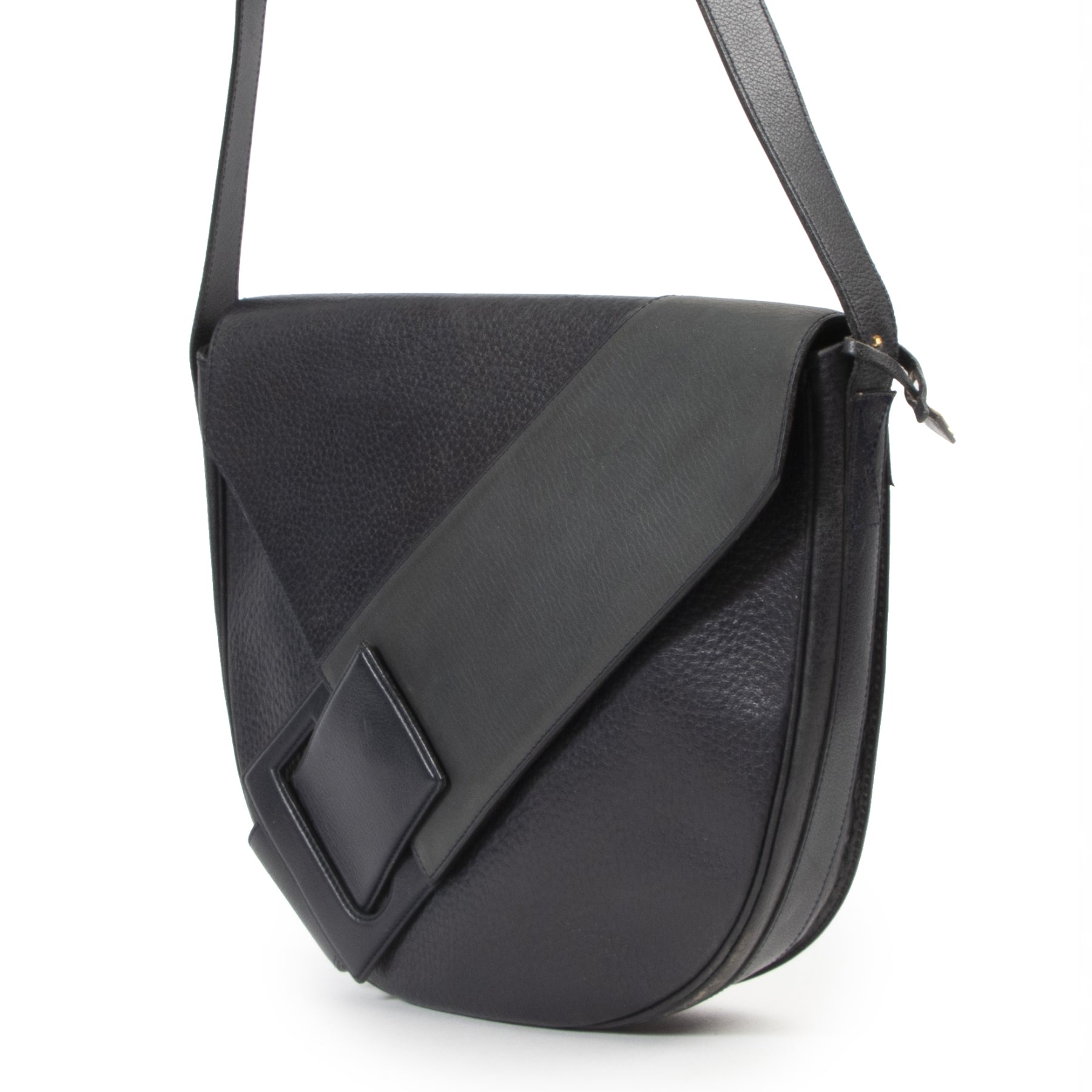 Acheter d'authentiques sacs à main Delvaux d'occasion à bon prix chez LabelLOV.